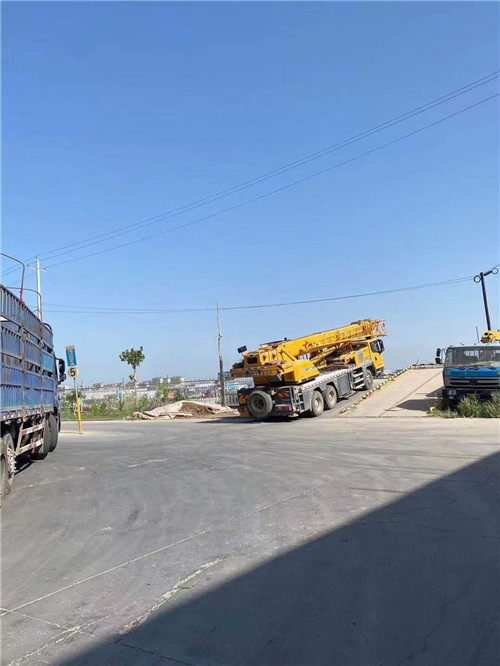 天台县25吨吊车的租赁价格大概是多少？